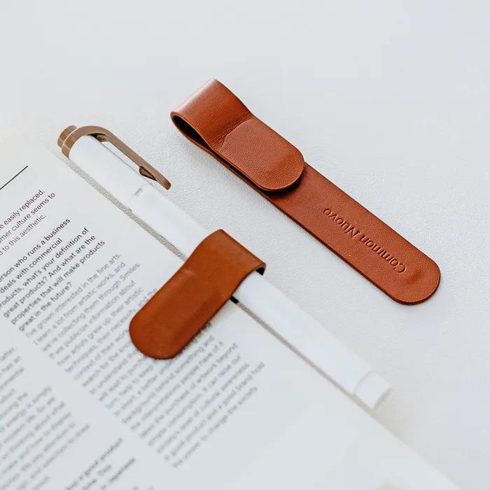 누보 책갈피 자석 펜홀더 leather bookmark (Cinnamon Brown)