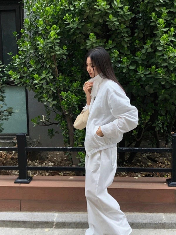 하프넥 윈드 점퍼