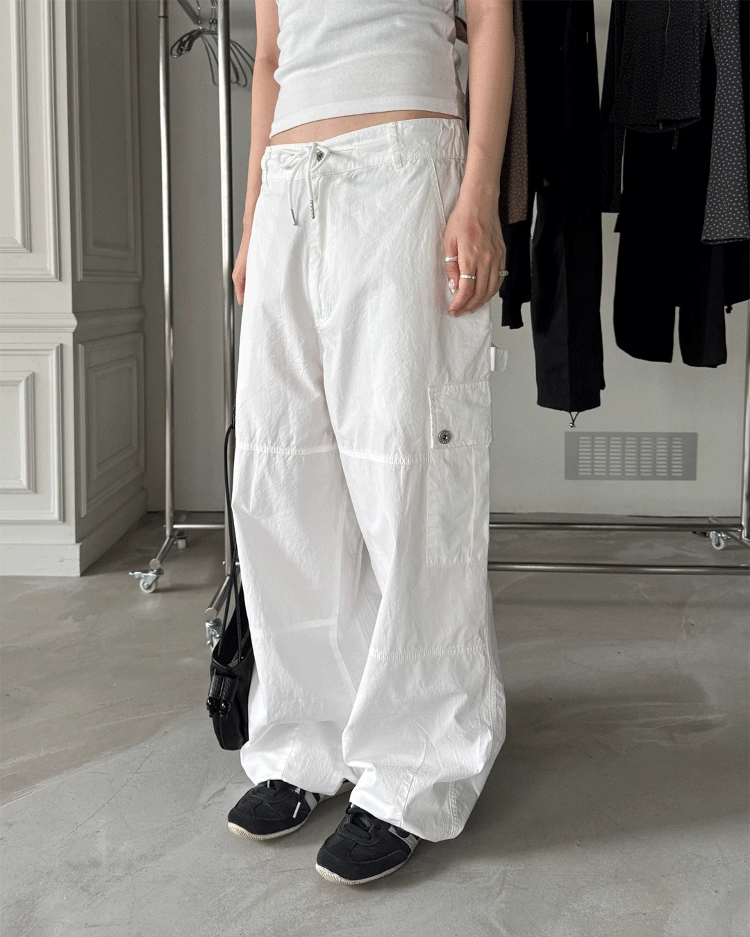 뒷밴딩 파라슈트 팬츠 (남녀공용)