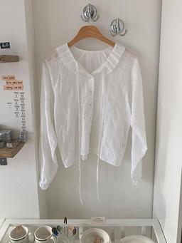 프렌치오브 [🌸하객룩]컴프 여름 카라 리본 스트랩 루즈핏 블라우스(2color)