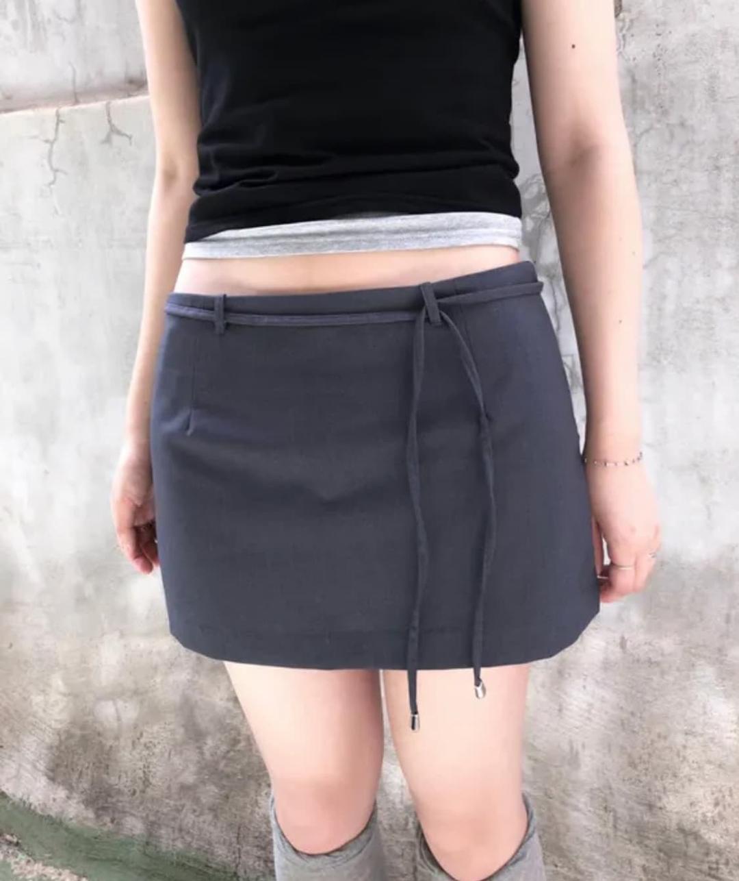 그린씨. string belt low miniskirt (gray s) | 후루츠패밀리