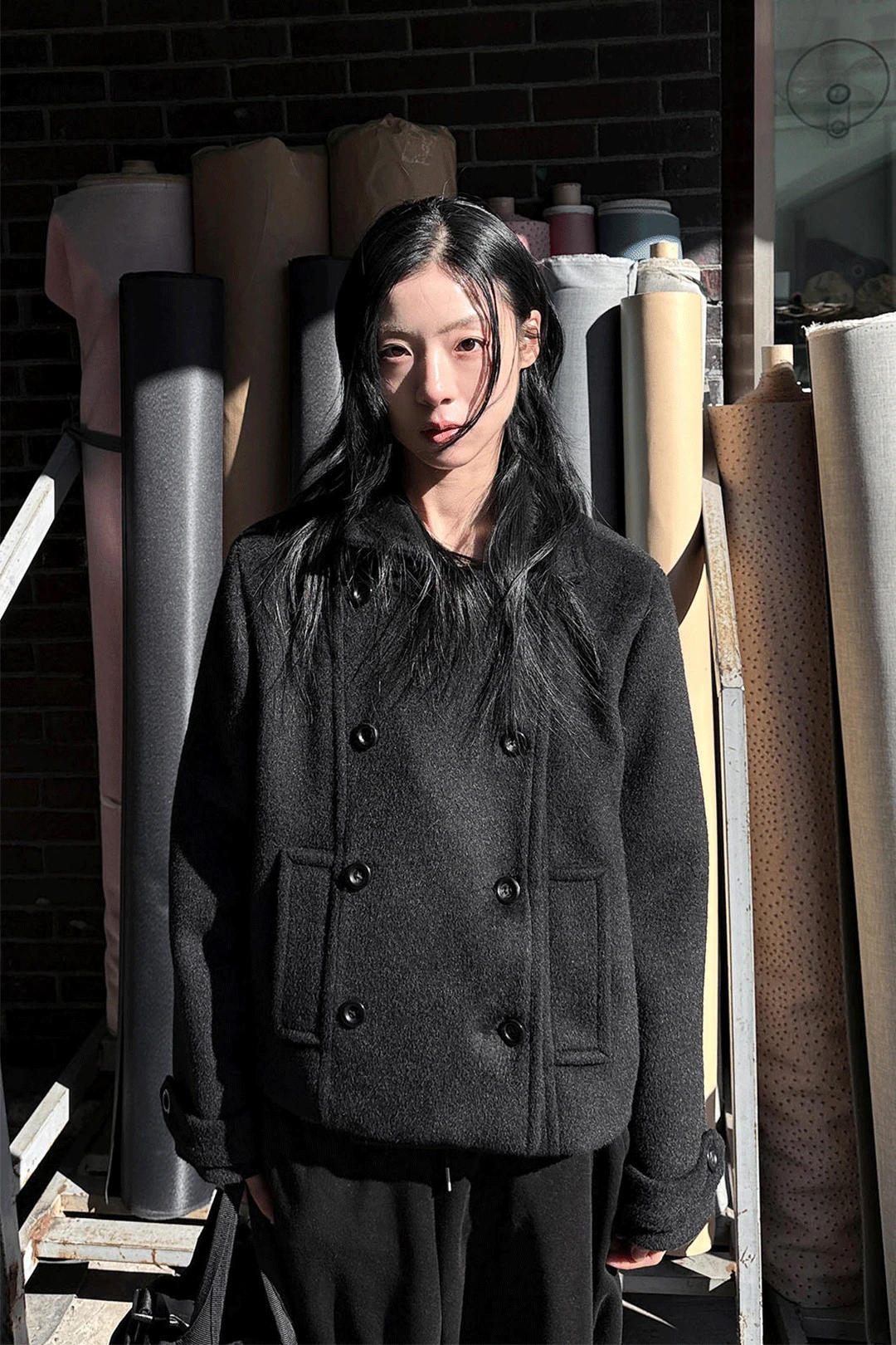 BLACK BUTTON SHORT COAT