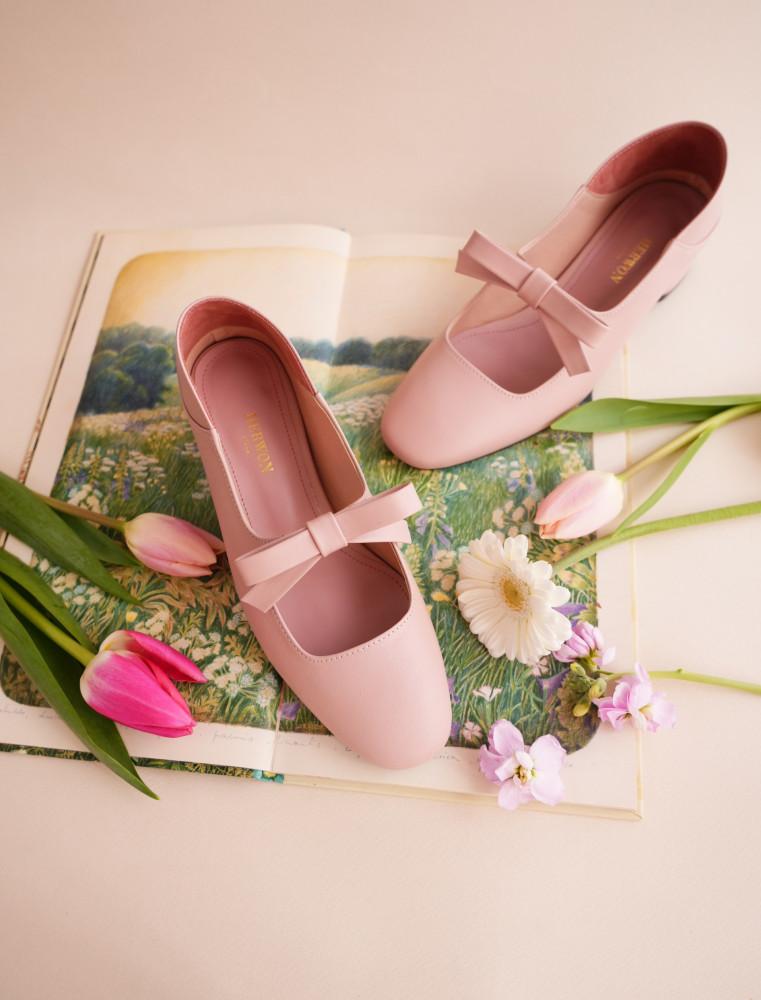 [부티크헤르원]  ﻿Mon Chou Ribbon Mary-jane Flat Shoes_ 몽슈 리본 메리제인 플랫슈즈_스트랩힐_투톤 23SS_ 연핑크