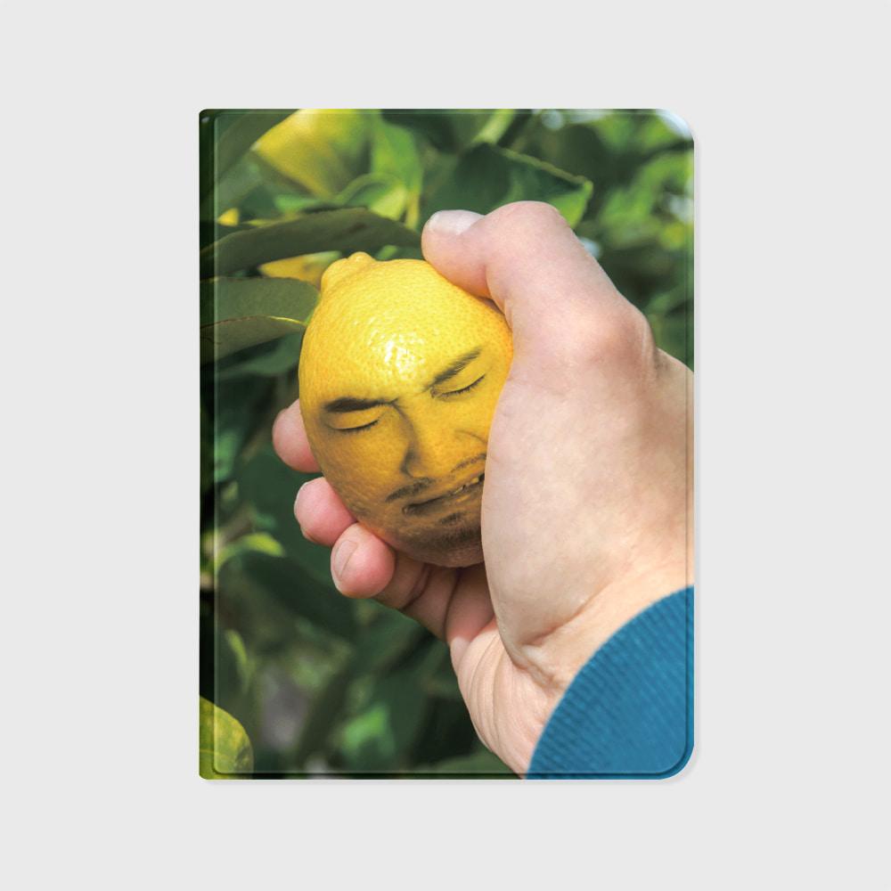 [어프어프X침착맨]옐로우 레몬맨(아이패드-커버)