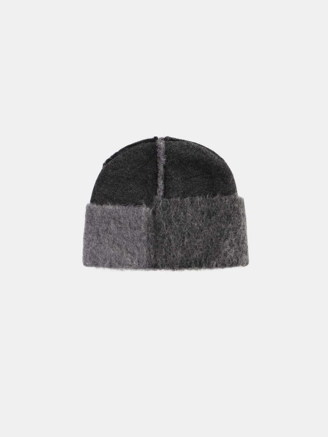 REVERISIBLE BEANIE GREY