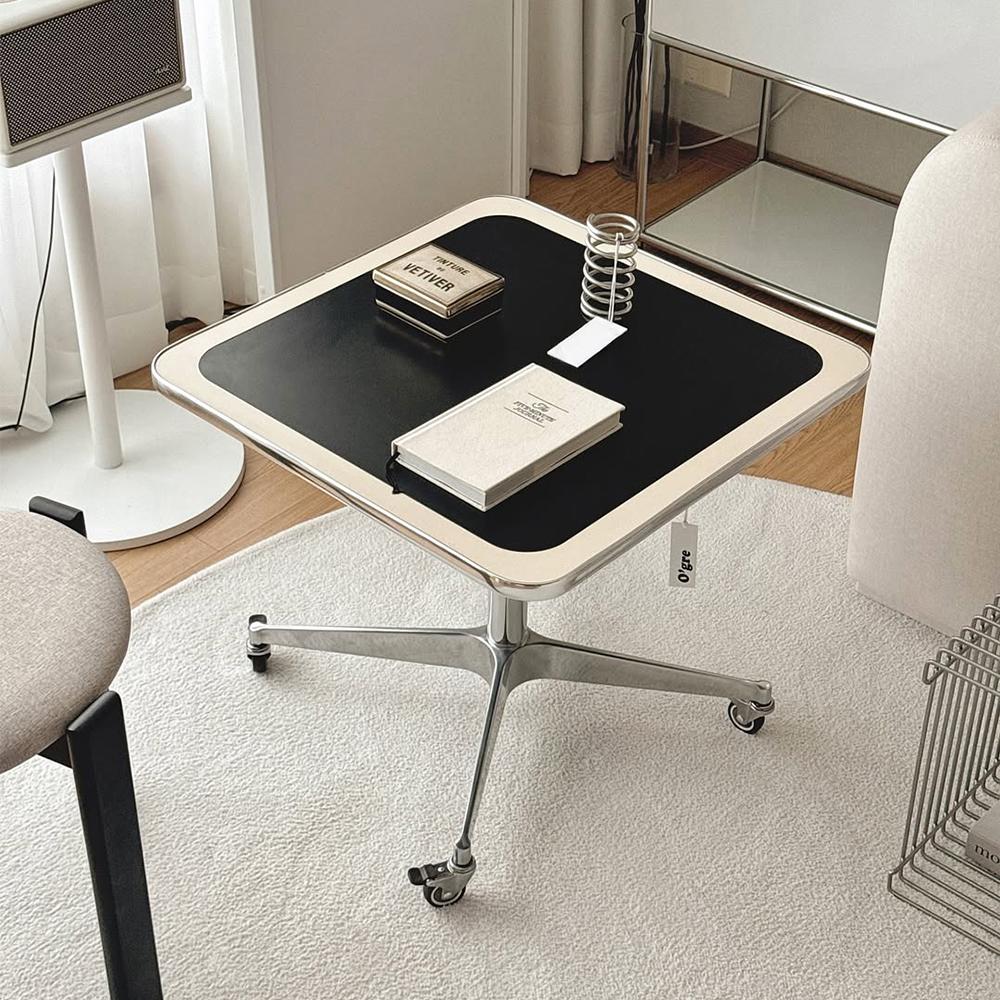 오그레 톤톤 스퀘어 휠 소파 테이블