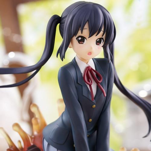 [예약상품/26년 09월~10월 입고예정][세가][케이온!] 루미나스타 피규어 나카노 아즈사