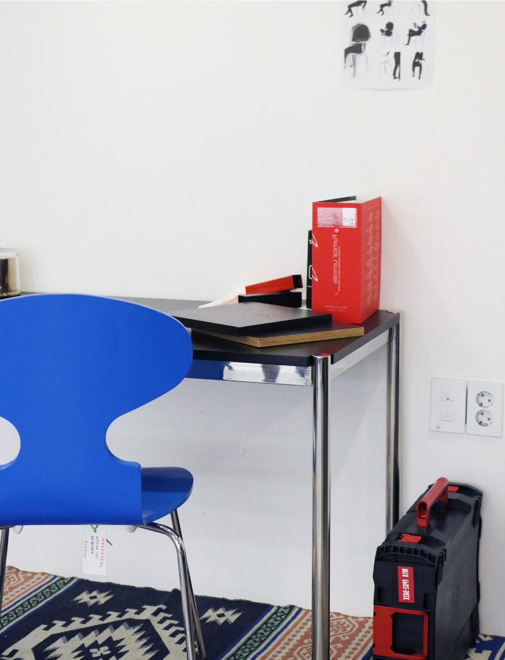 워크 테이블 블랙