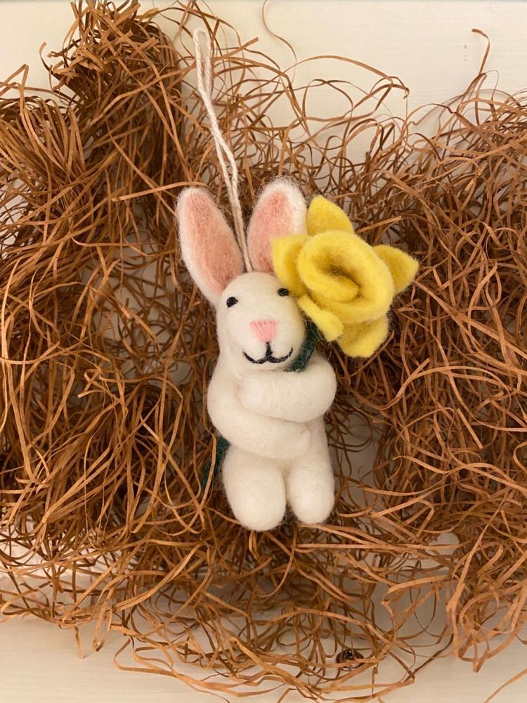 dear.Rabbit] Daliah 노란장미를 든 달리아, 귀여운 토끼소품, 행운의 럭키참, 토끼장식, 행운인테리어, 울펠트오너먼트, 토끼키링, 행운열쇠고리