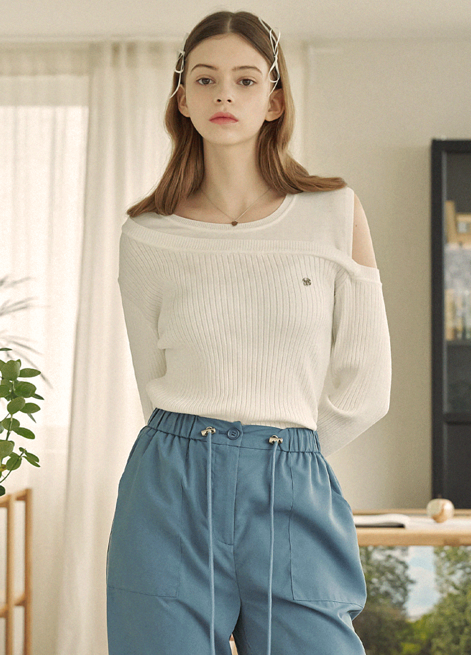 써리얼 커팅 니트 /  Surreal Cutting Knit