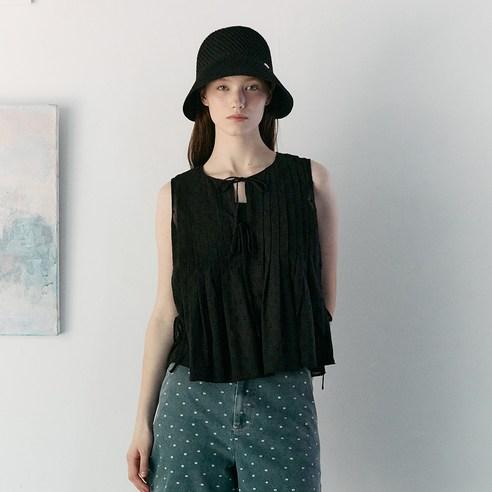 보카바카 도트 핀턱 슬리브리스 블라우스 VC2573BL504V