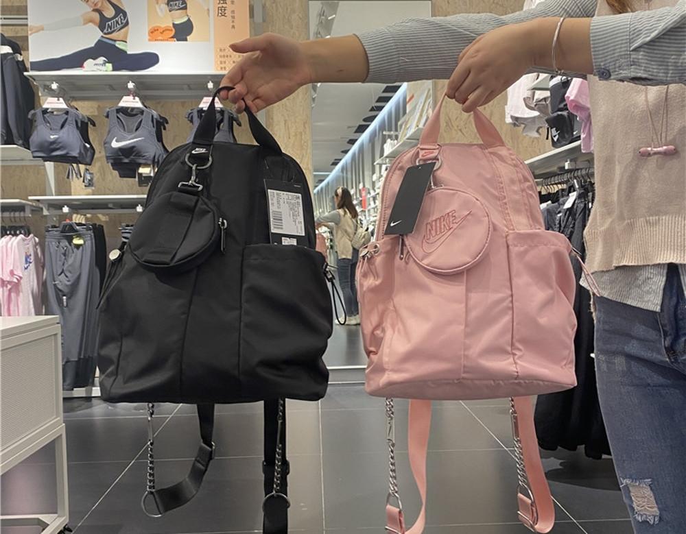 나이키 우먼스 퓨추라 럭스 미니백팩 미니가방 CW9335-010