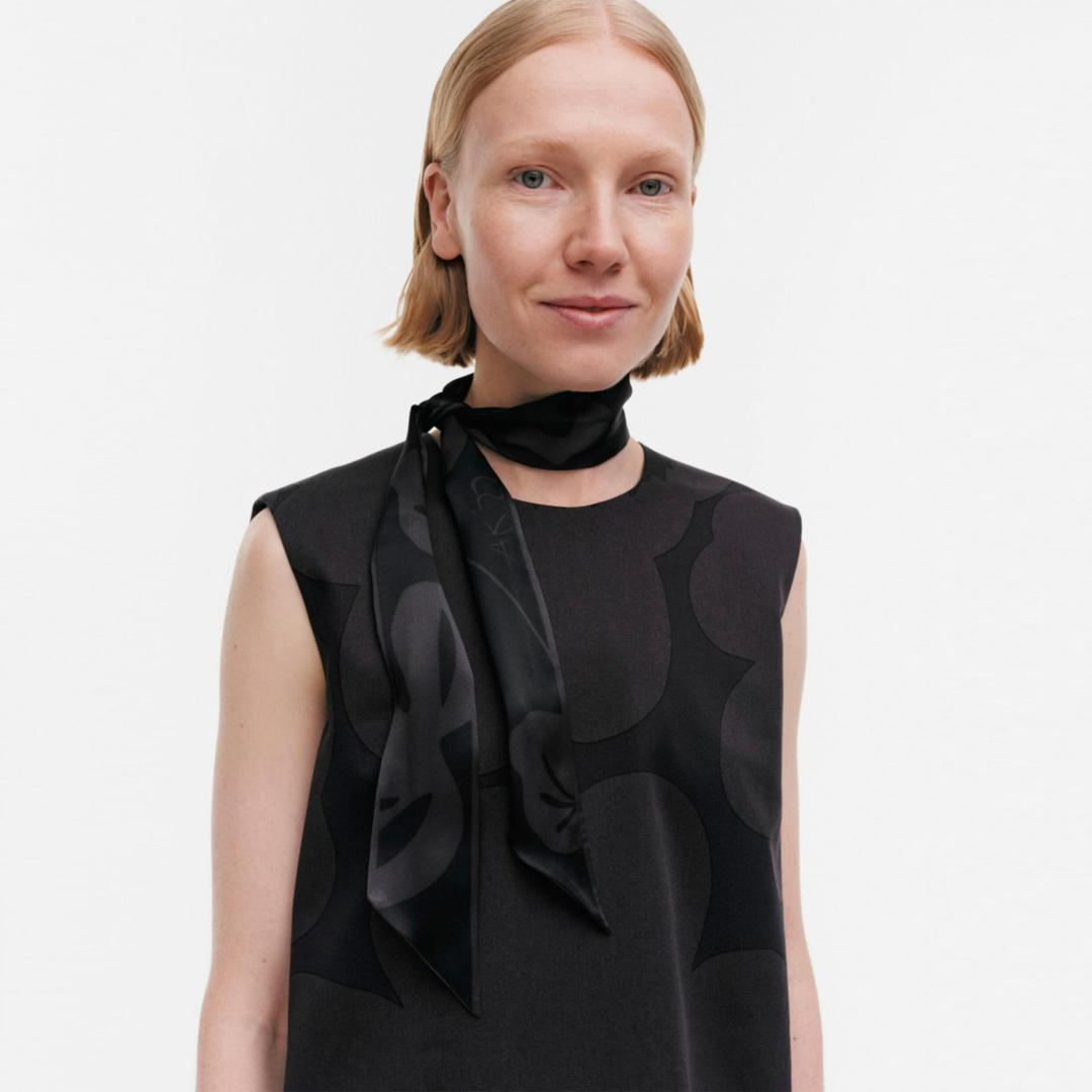 녹투르노 실크 스카프