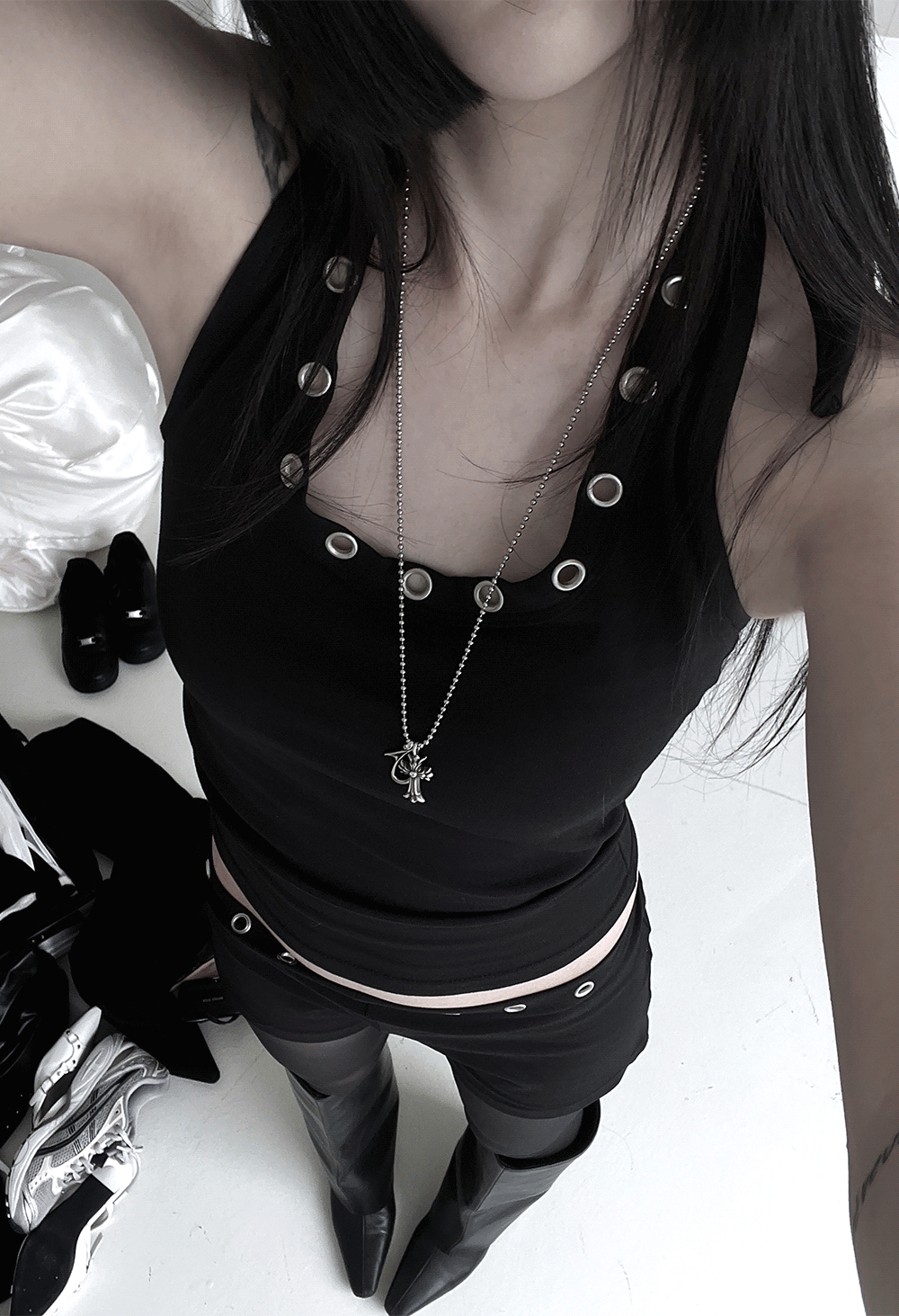 어반유니크 street eyelet sleeveless
