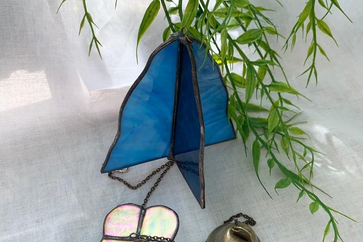 스테인드글라스 어두운 숲 속, 꽃 별  썬캐쳐 풍경