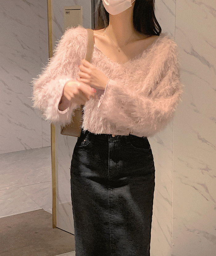 포에이엠 [3col]레빈 펄 앙고라 브이넥 헤어리 크롭 니트