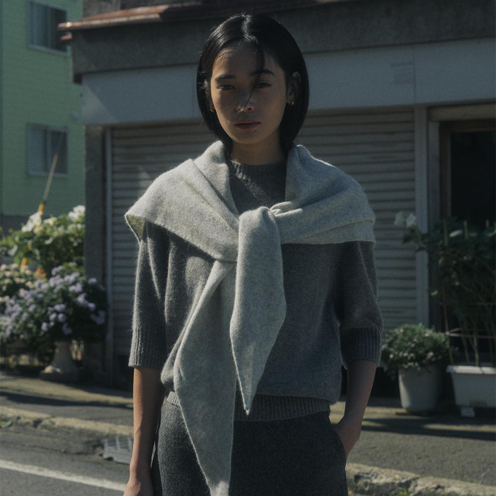 RACCOON SHAWL MUFFLER_GRAY