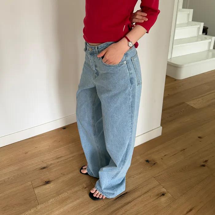 26 LOW-RISE DENIM (LIGHT BLUE)