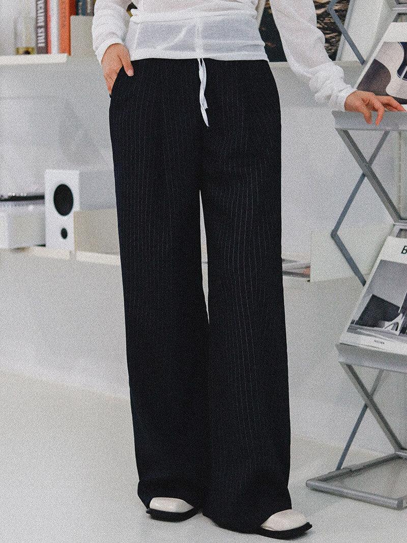 이프트 [MADE] 아로 핀턱 스트라이프 레이어드 슬랙스