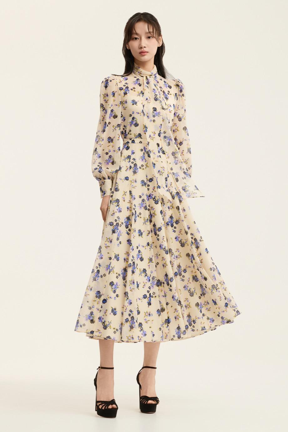 SILK FLOWER FLARE LONG SKIRT