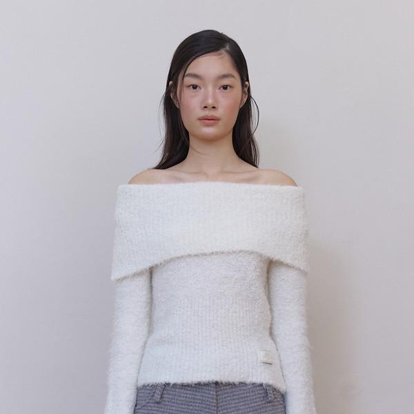 COZY WOOL OFF SHOULDER KNIT (IVORY)(12월 9일 예약배송)