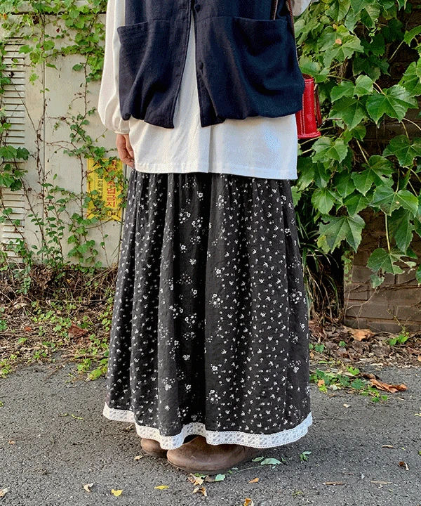 [빈티지💐잔꽃] 코엔 플라워 레이스 롱 스커트  셔링 A라인 플레어 밴딩 맥시 치마 가을