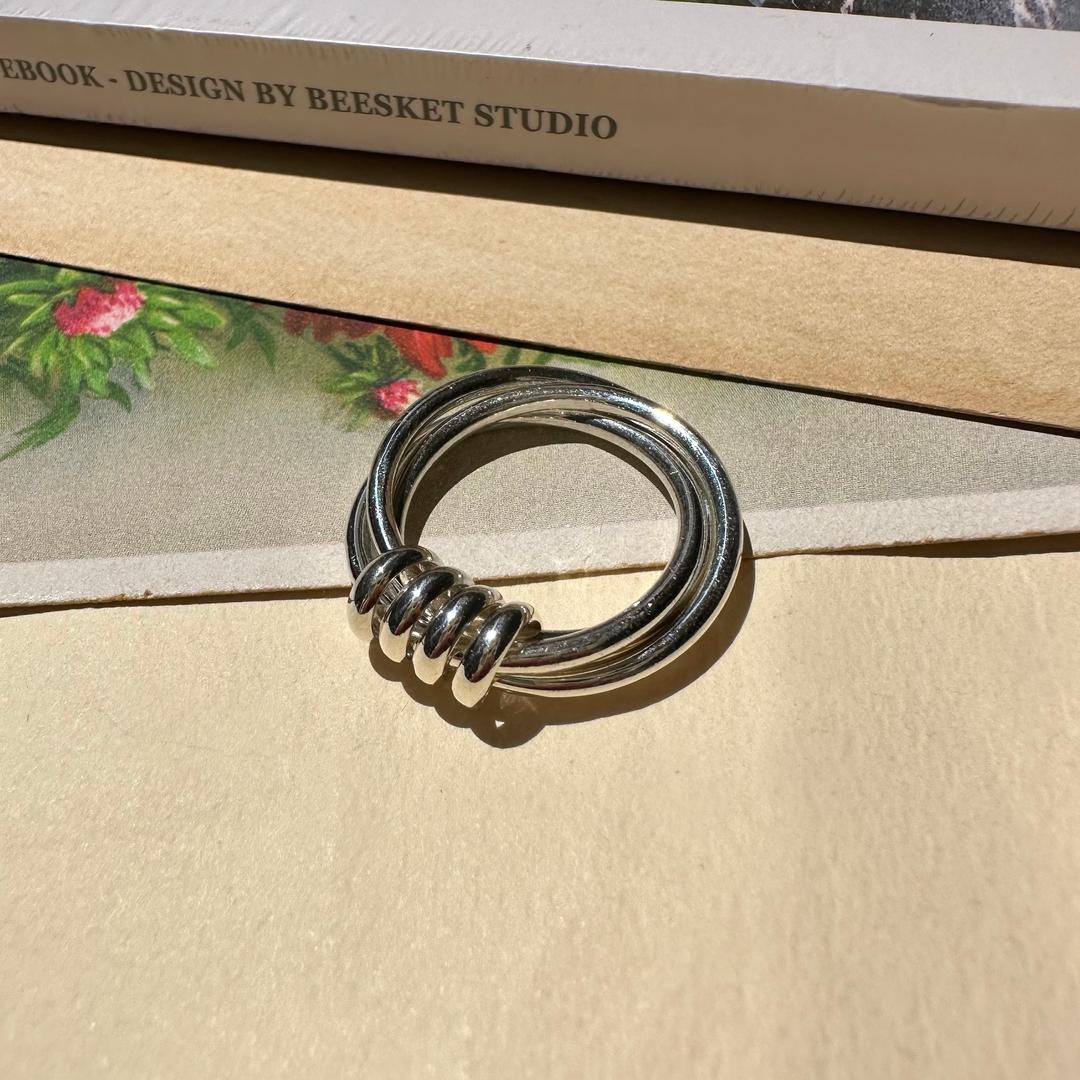 [무배](1piece) 925실버 ﻿심플 3링 꼬임 은반지