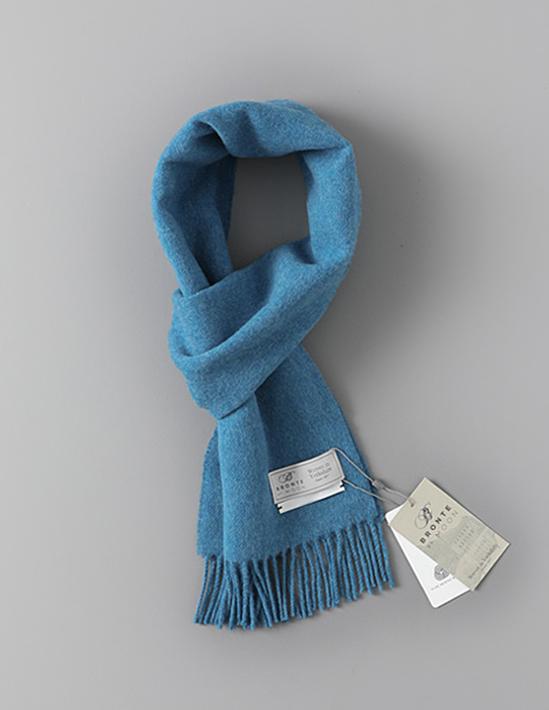 브론테 바이 문 머플러