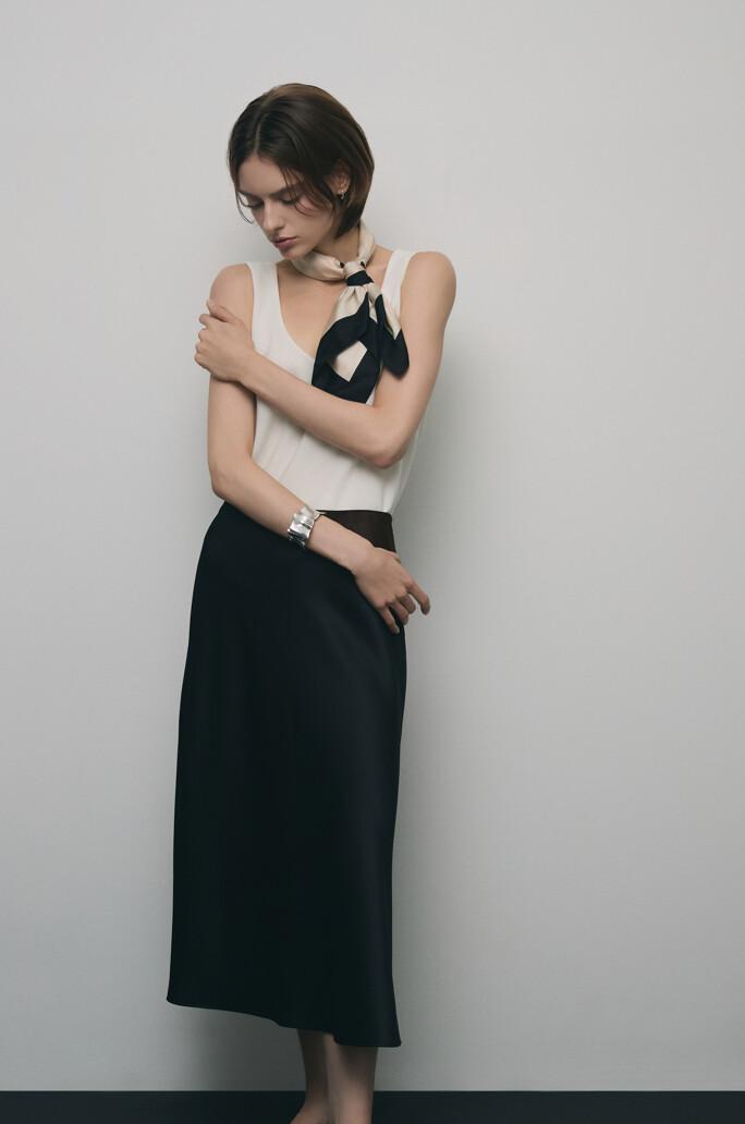 [CLUB MONACO] 새틴 스커트