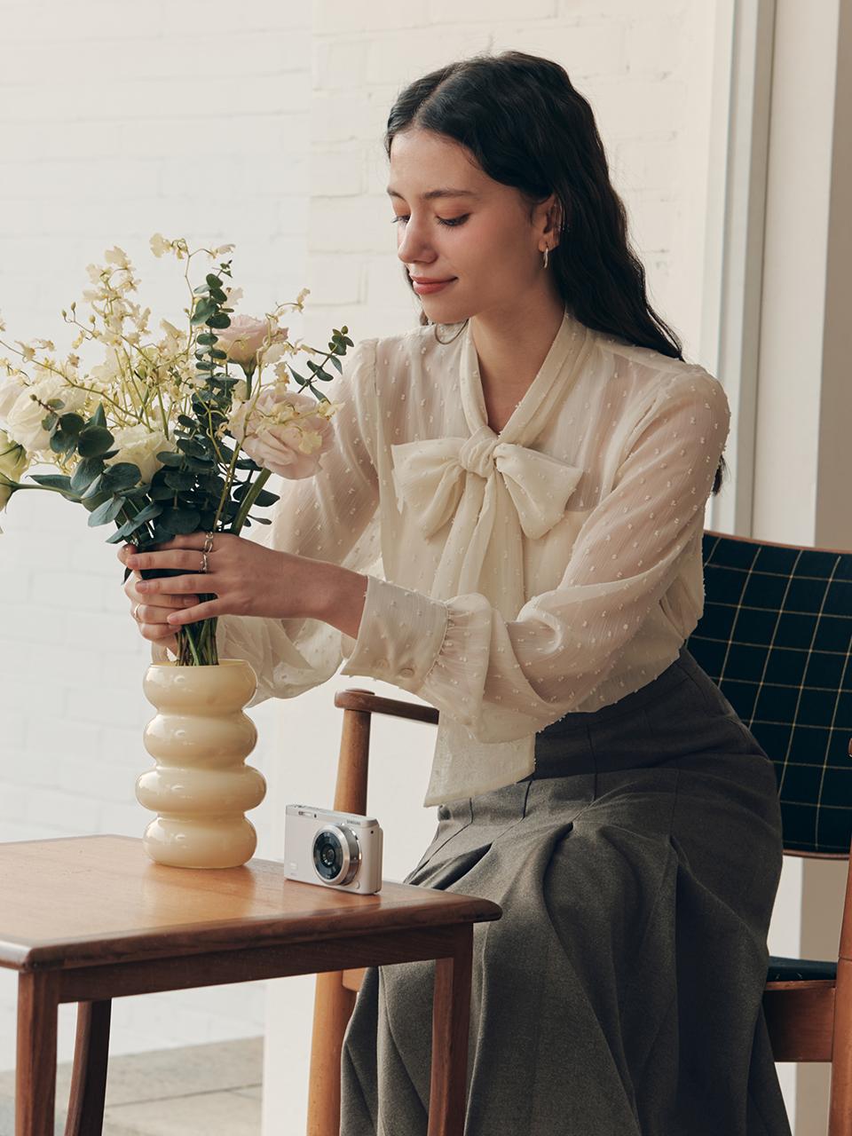 [제로위크]슈가 리본 블라우스 / 2COL