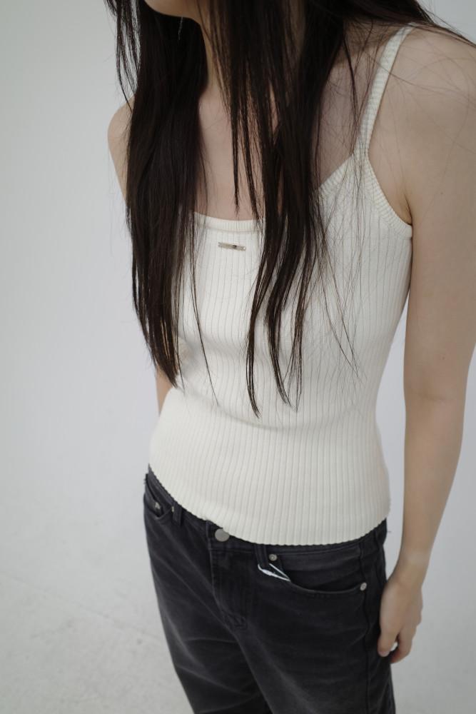 FLAG KNIT SLEEVELESS 플래그 니트 슬리브리스