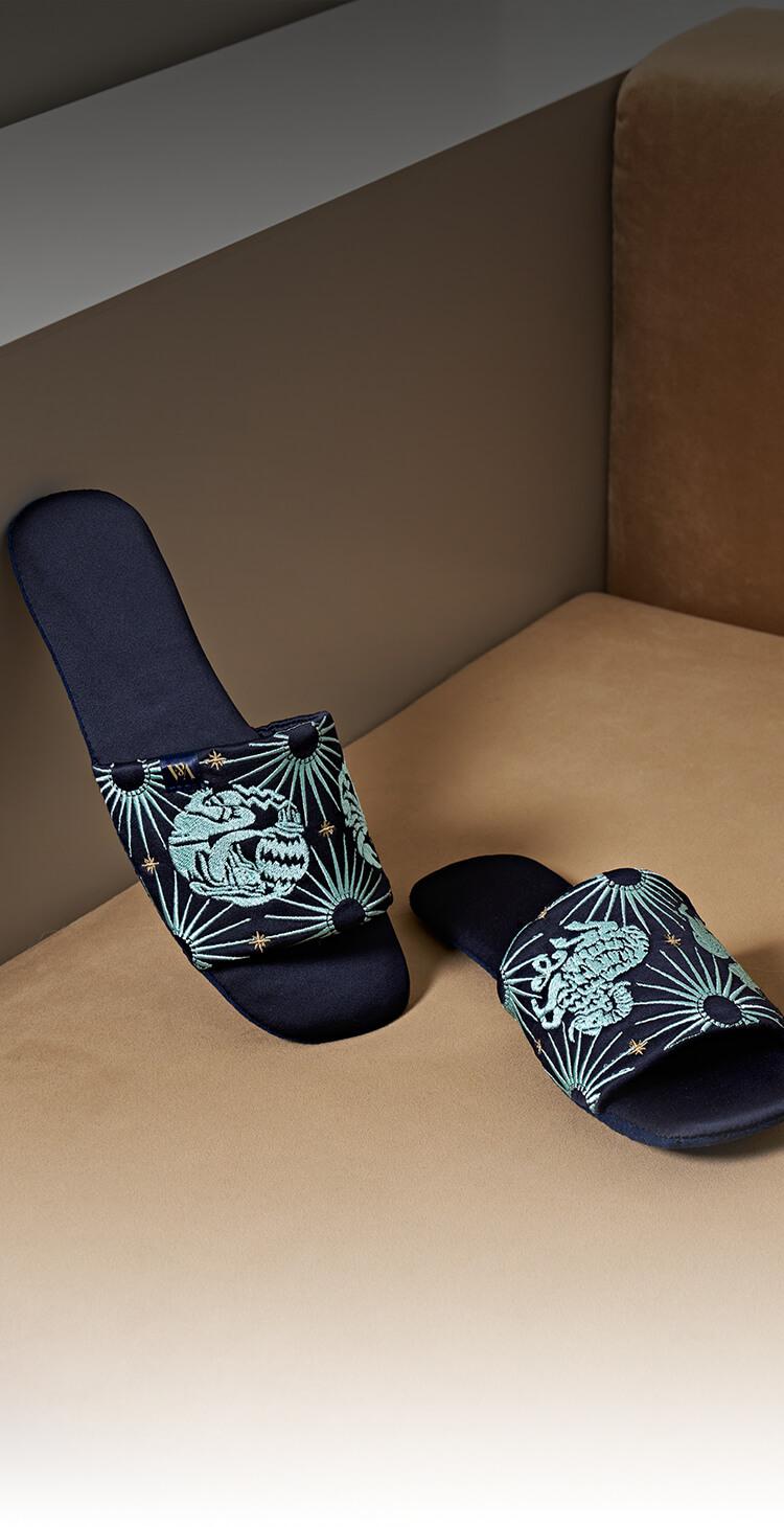 홈 릴렉싱 슬리퍼