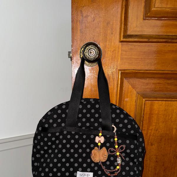 Black dot tote bag