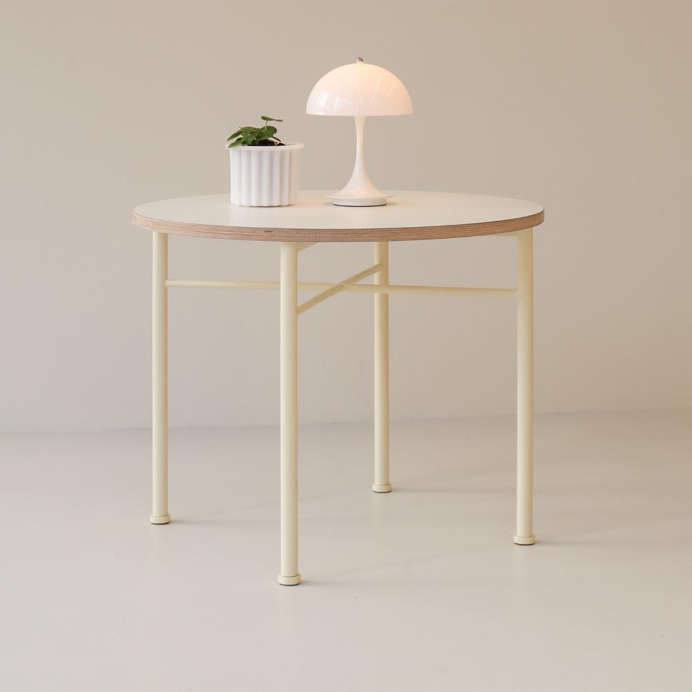 PREORDER I CIRCLE TABLE