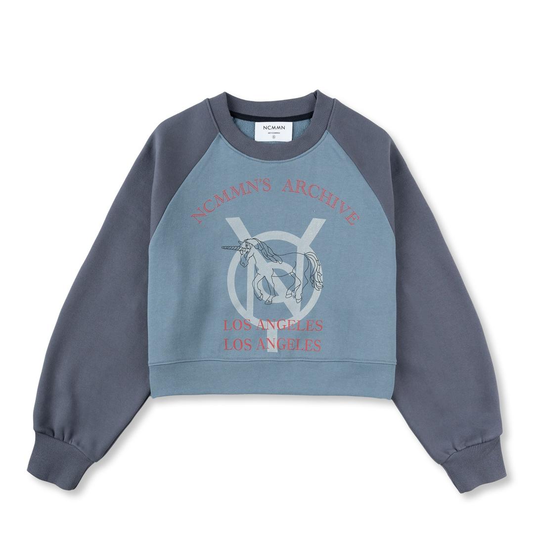 [신상프리오더] UNICORN CROP SWEATSHIRT BL