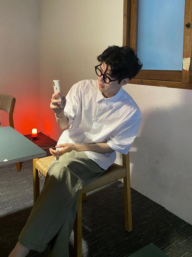 Cent glasses-남자 여자 미니멀 뿔테 블루라이트 차단 안경 패션 검정 투명