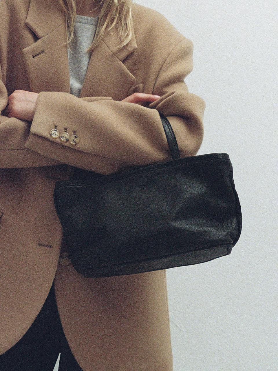 브리즈 토트 워싱 레더 백_black