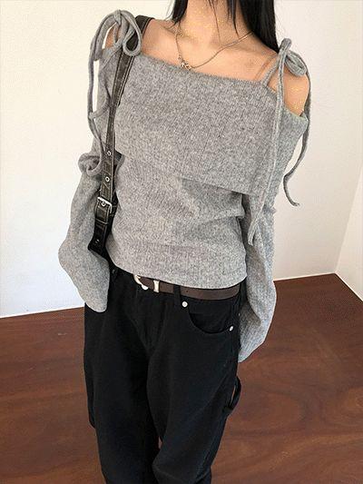 [リボンオフショルダー🤍] ribbon off-shouldert-shirt