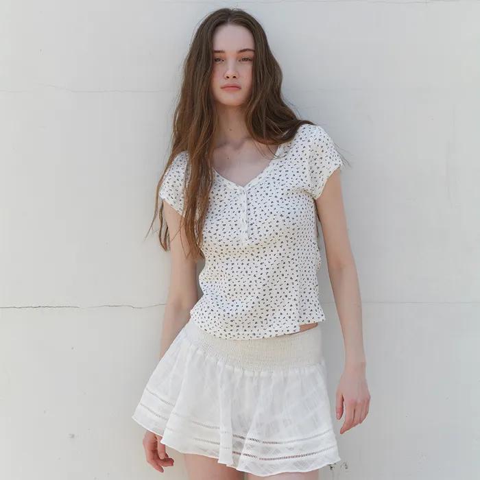 A FLOWER HENLEY NECK T-SHIRT_WHITE