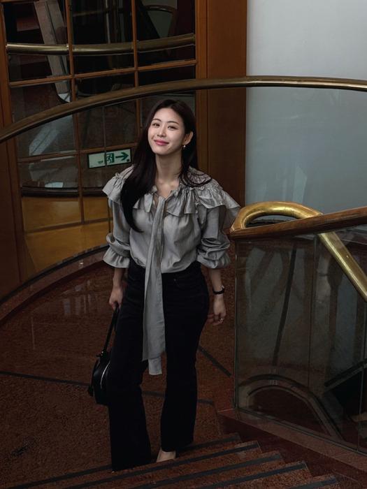 [2차 리오더] RUFFLE PUSSY BOW BLOUSE (3 COLORS)