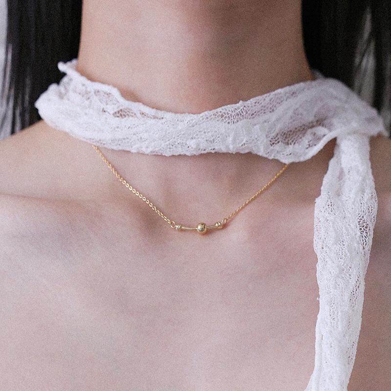 Knot ball bar necklace