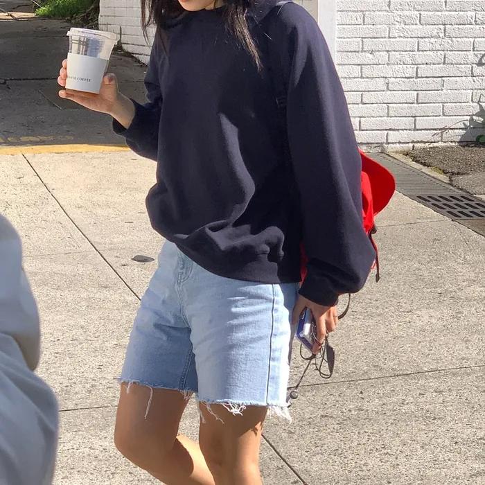 a cover stitch sweatshirt (navy)