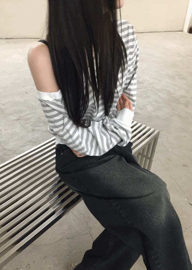 (GRAY) STRIPED OFF-SHOULDER MTM