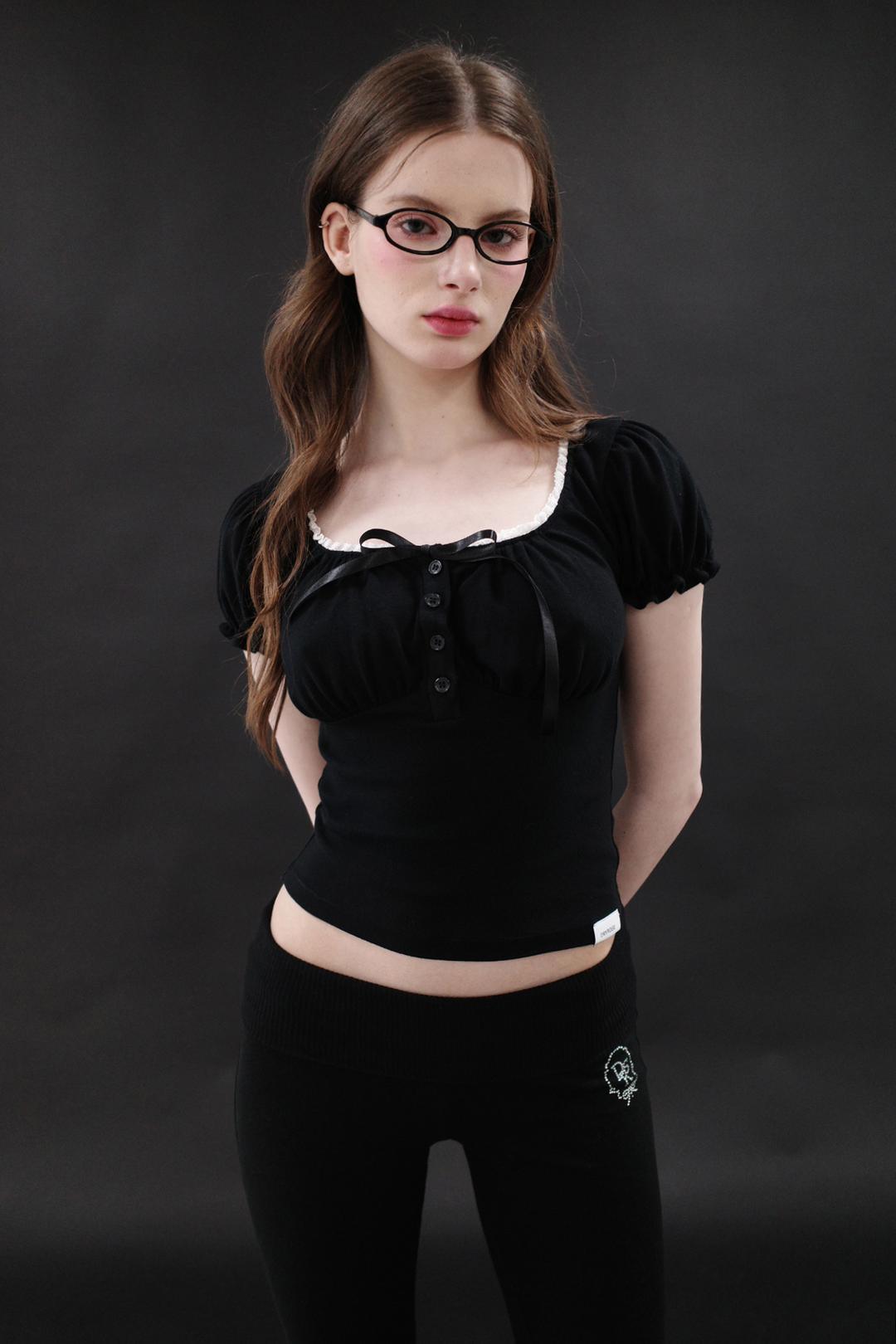 DOROTHY SHIRRING TOP (BK)