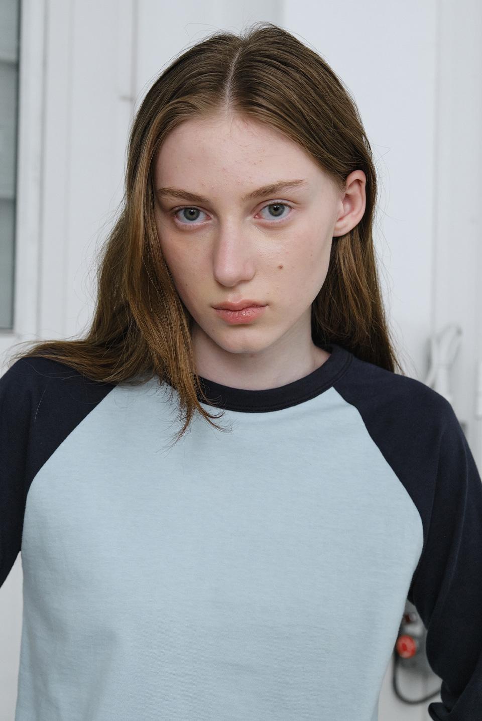 greenwich raglan tee - navy