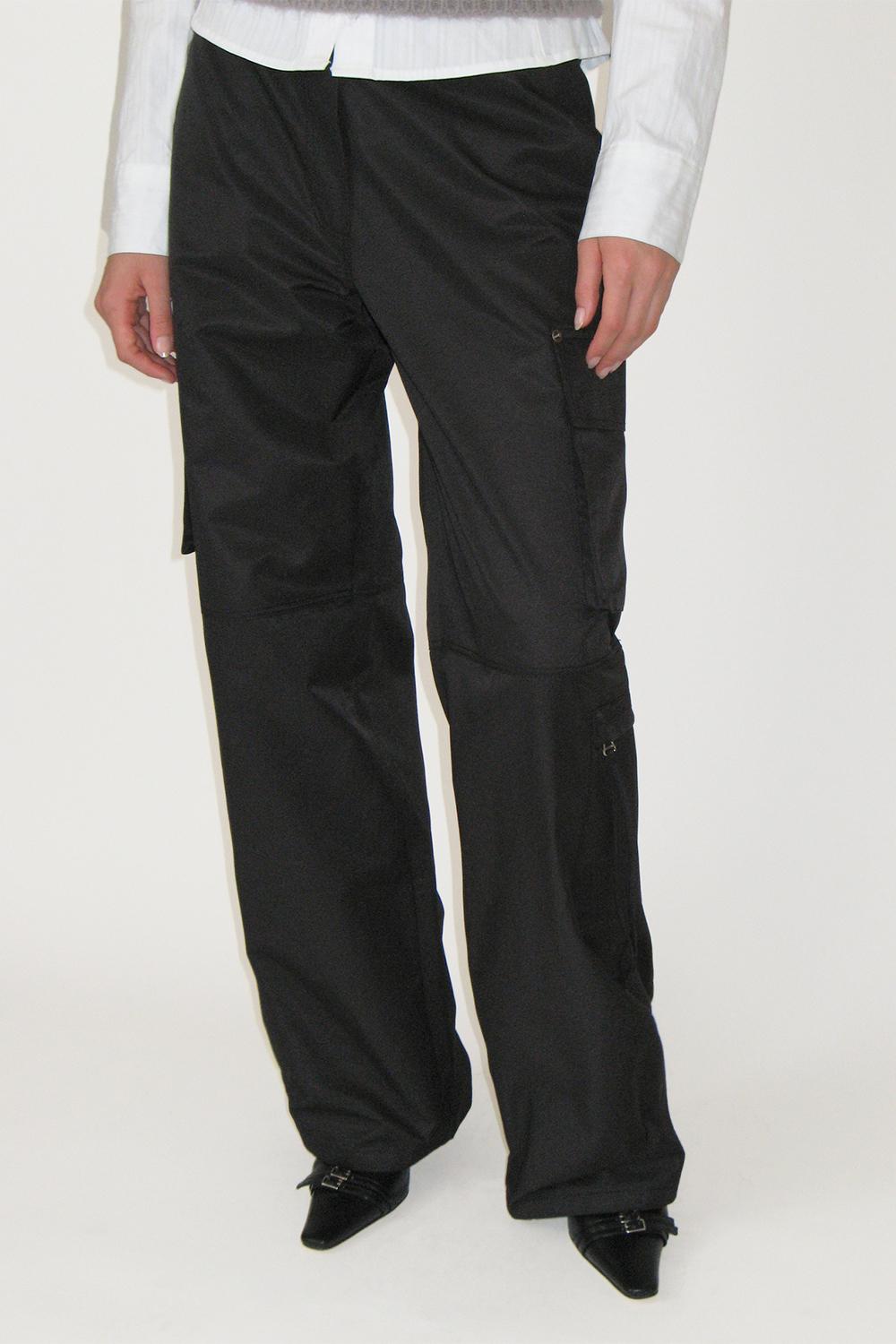Rivet Cargo Pants (BLACK)