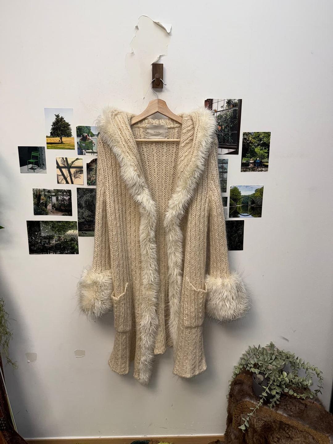 Ivory fur loose hood long cardigan | 후루츠패밀리