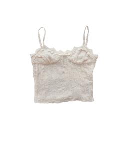 Lace sleeveless