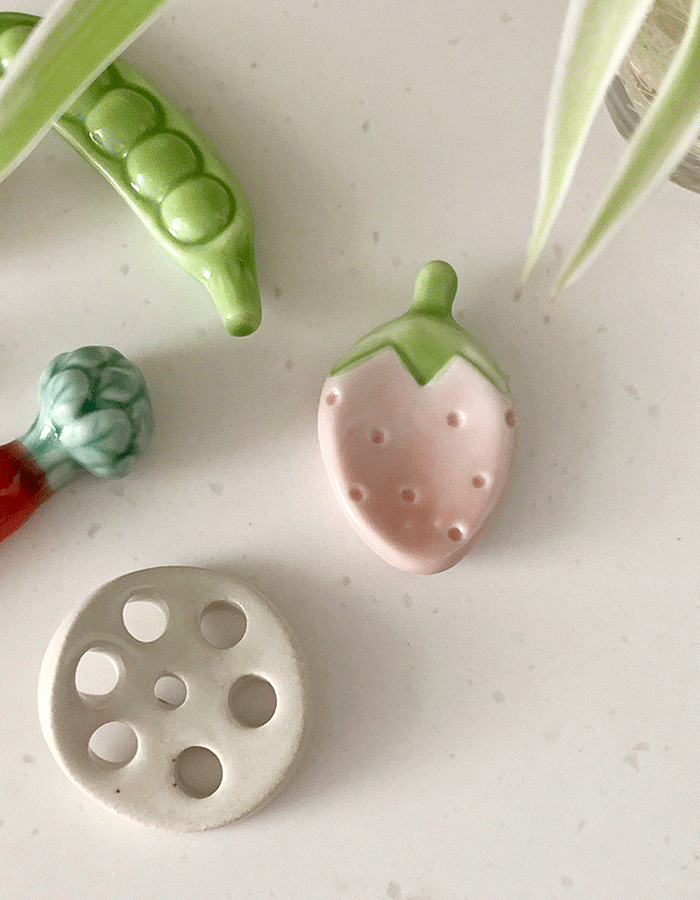 Strawberry Chopstick Rest