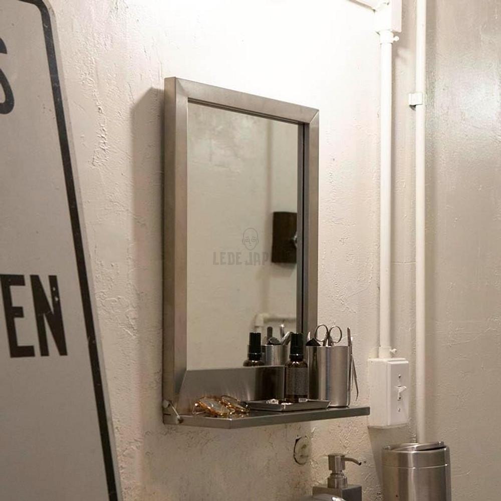 덜튼 스테인리스 미러 벽걸이 인테리어 거울 화장대 세면대 쇠테리어 철제 인더스트리얼